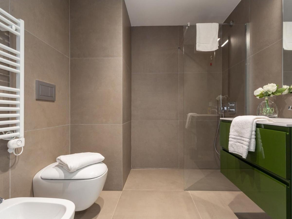 The Best Rent - Monolocale Moderno A Due Passi Dal Duomo Милано Екстериор снимка